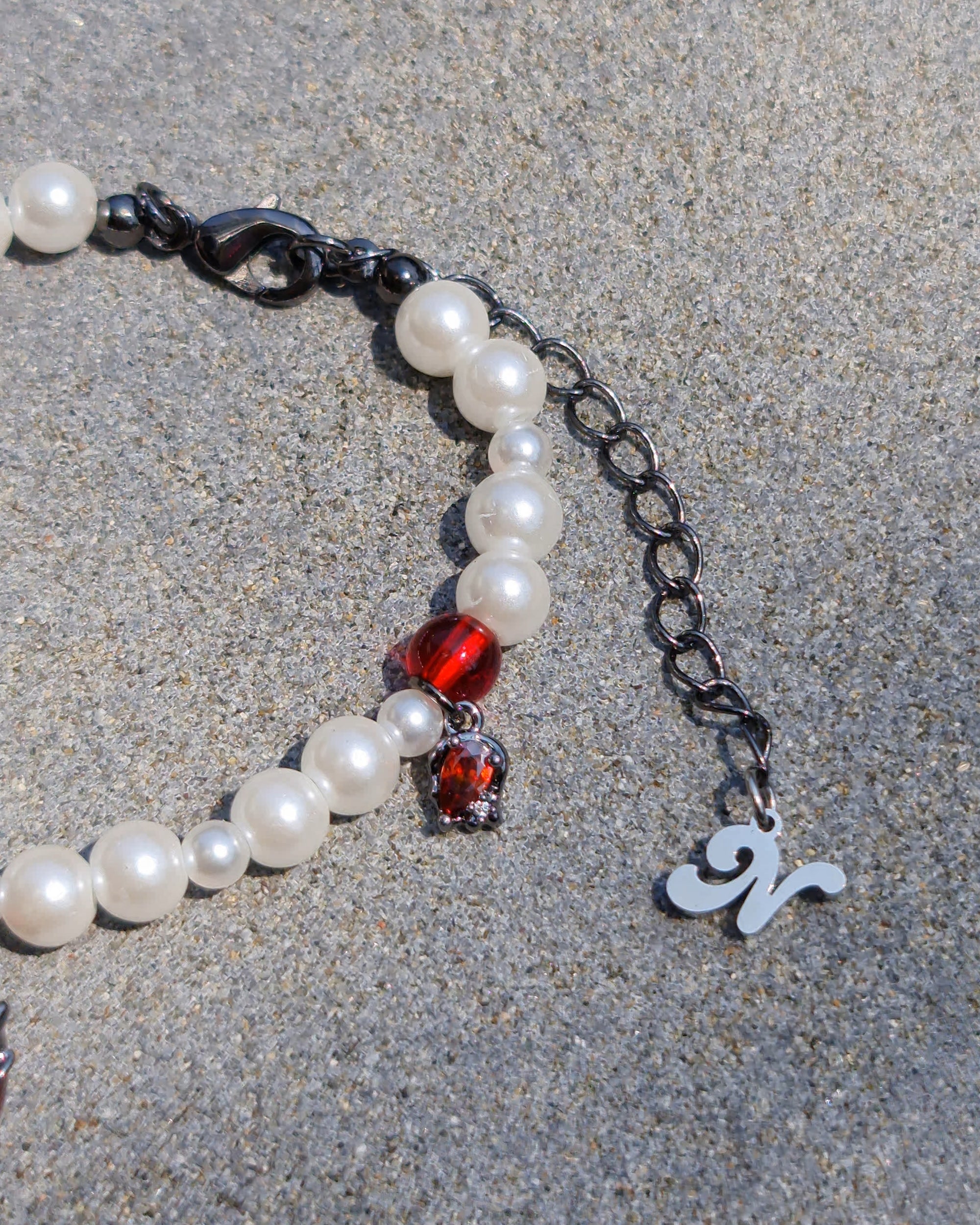 Blood Moon Bracelet - Nikaneko