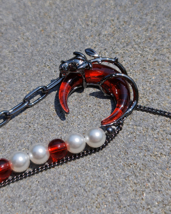 Blood Moon Necklace - Nikaneko
