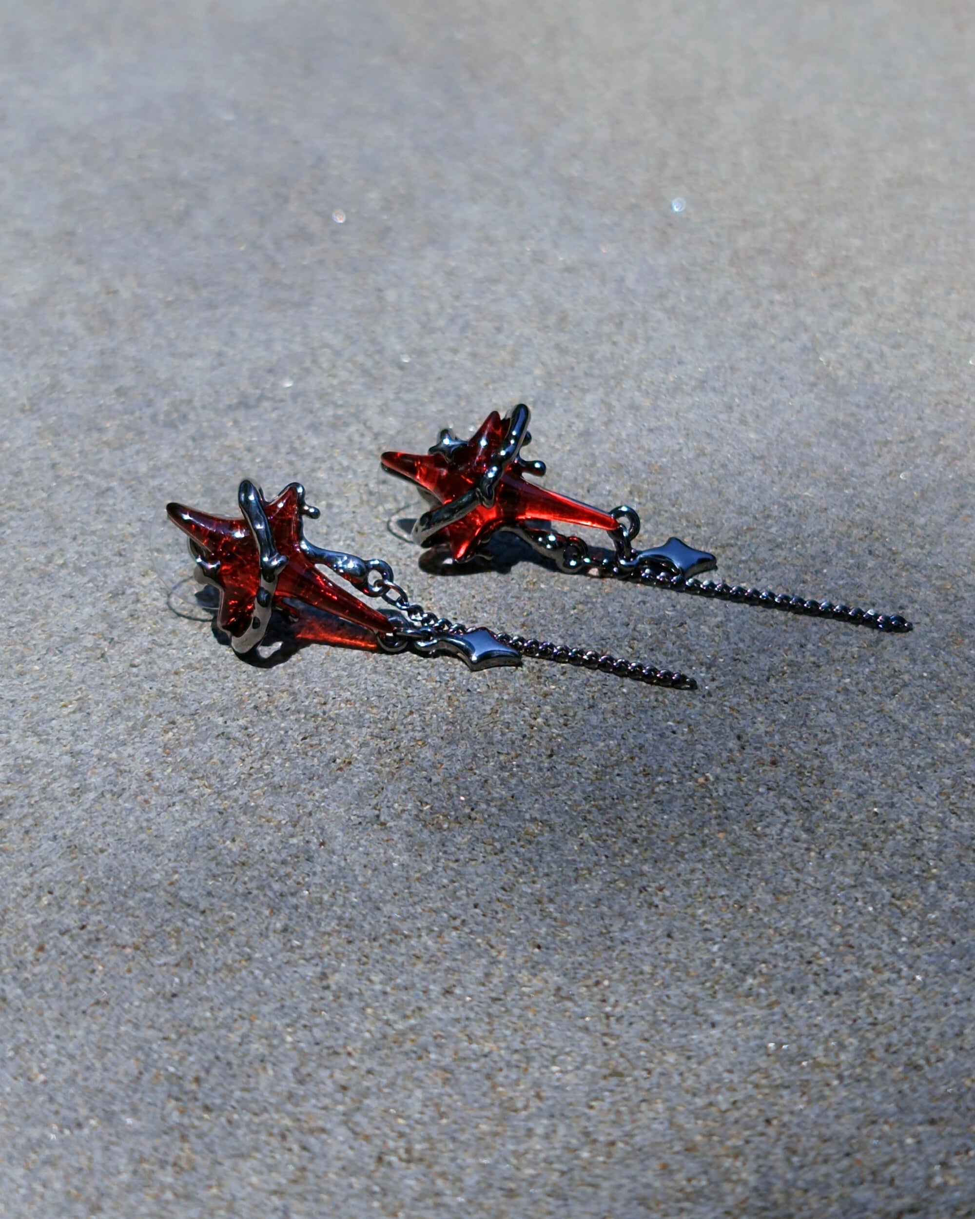 Blood Star Earrings - Nikaneko