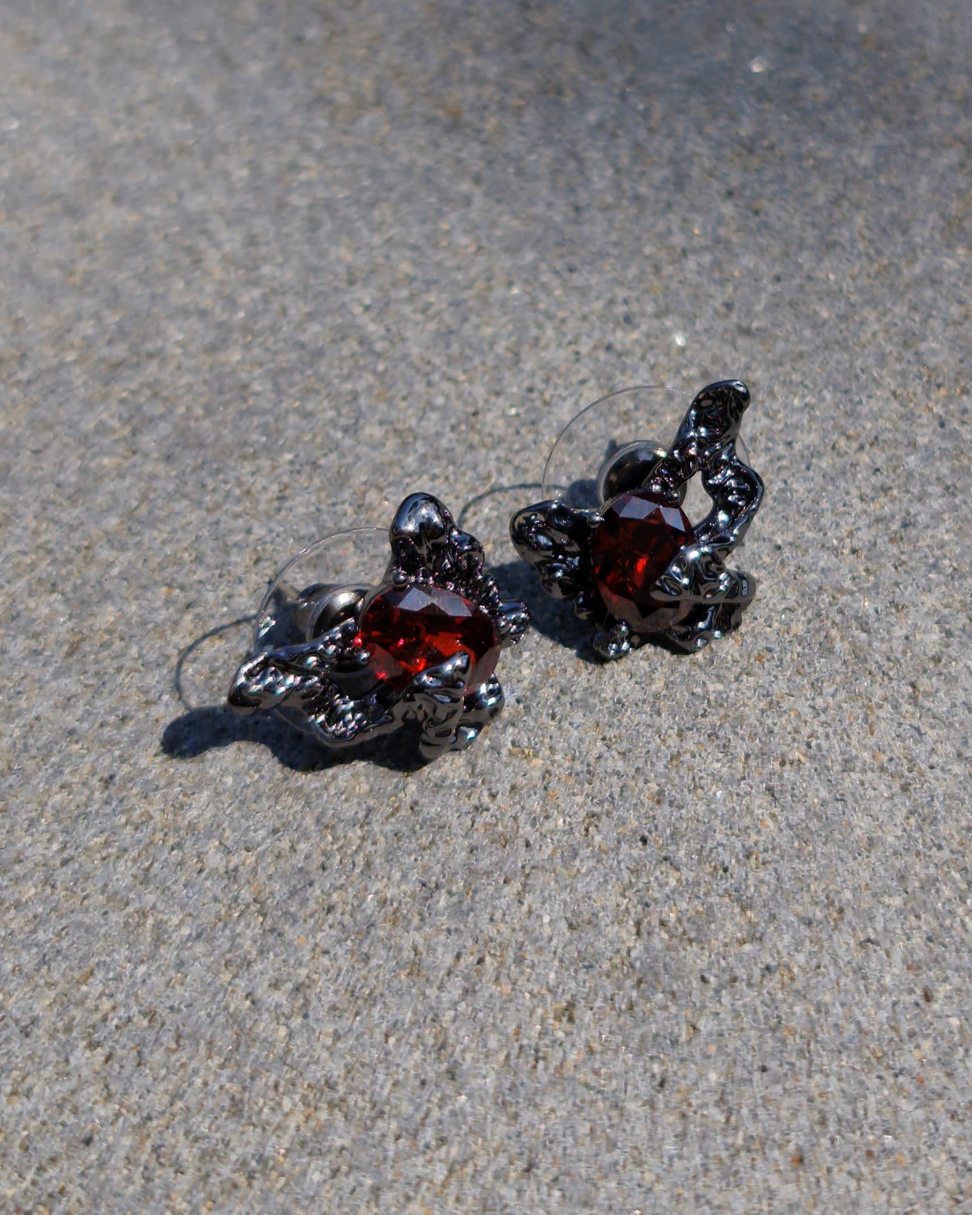 Blooderfly Earrings - Nikaneko
