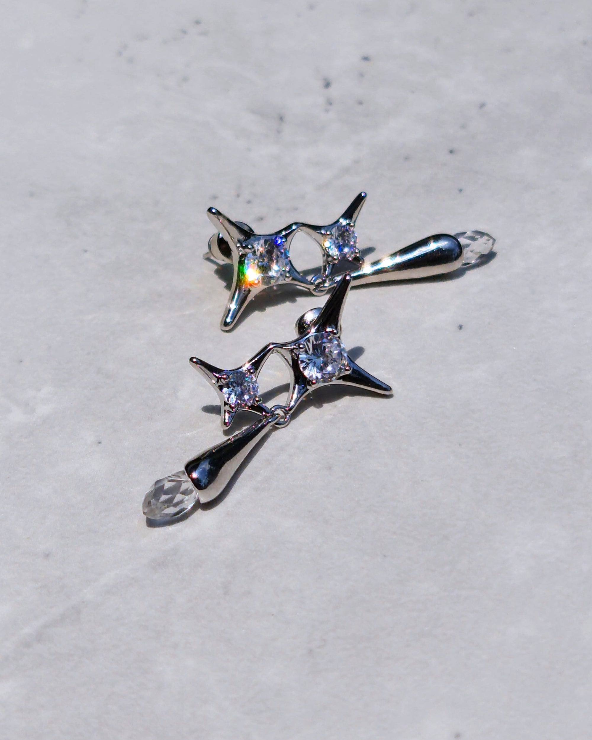 Crystal Drop Earrings - Nikaneko