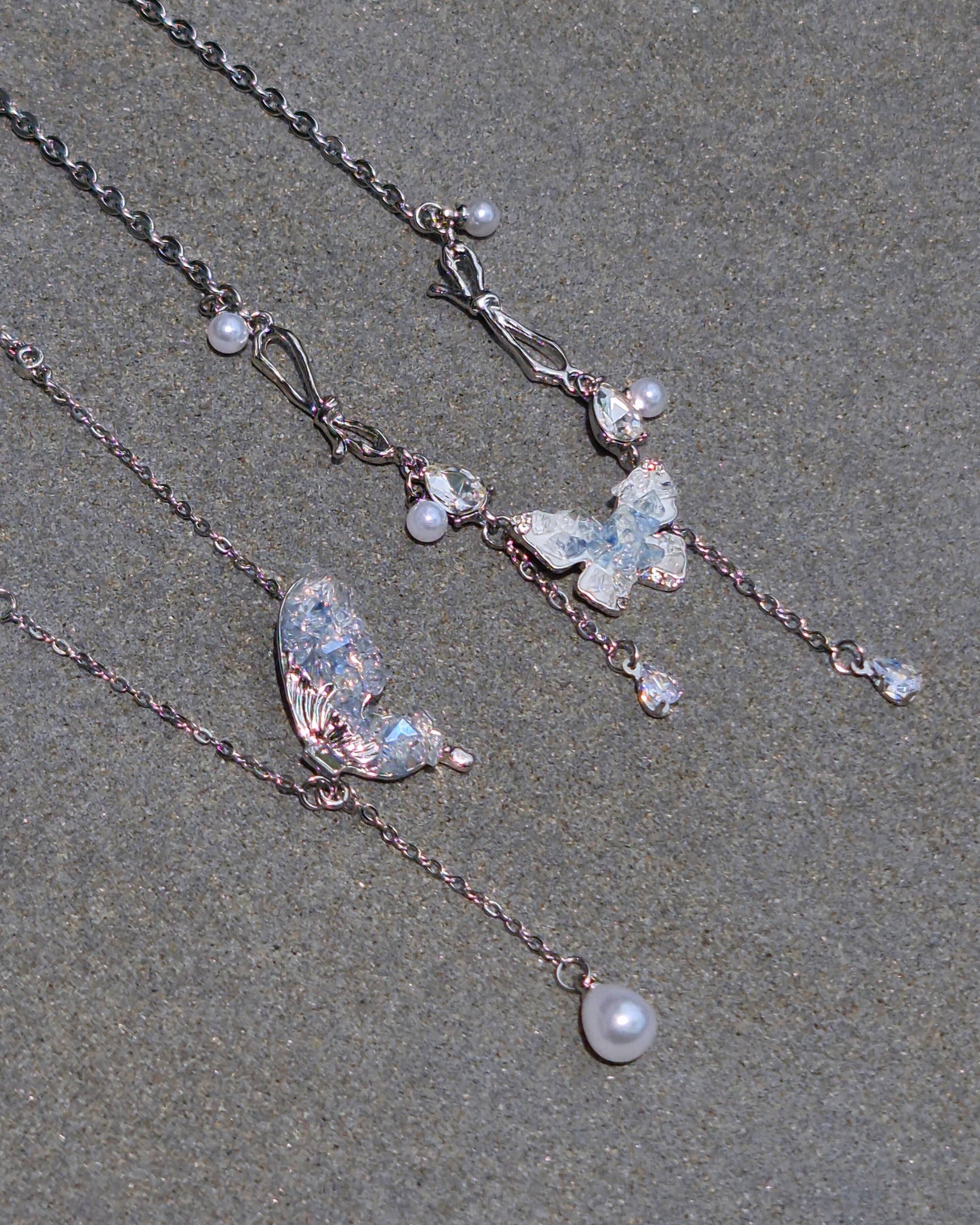 Icy Wings Necklace Set - Nikaneko