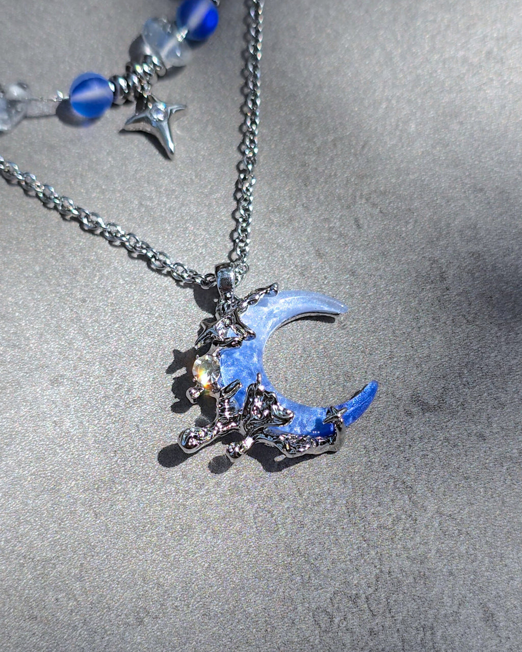 Midnight Crescent Necklace - Nikaneko