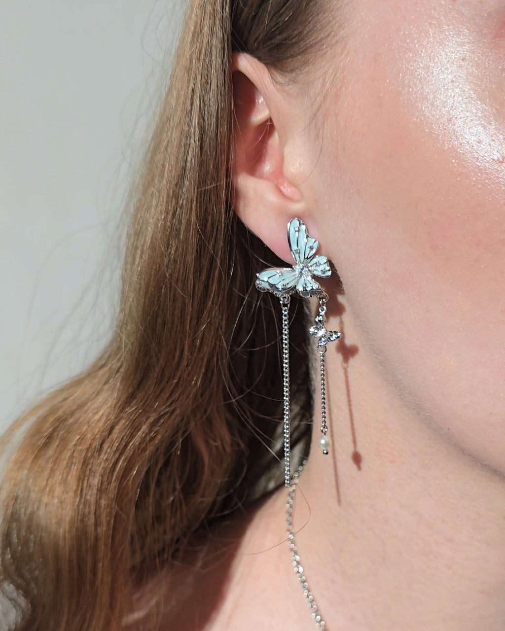 Minty Dew Butterfly Earrings - Nikaneko