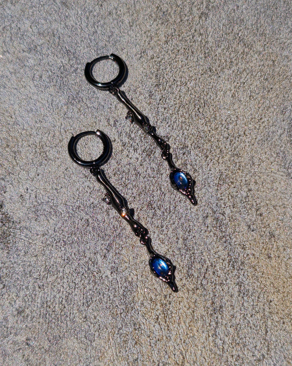 Mystic Gaze Earrings - Nikaneko