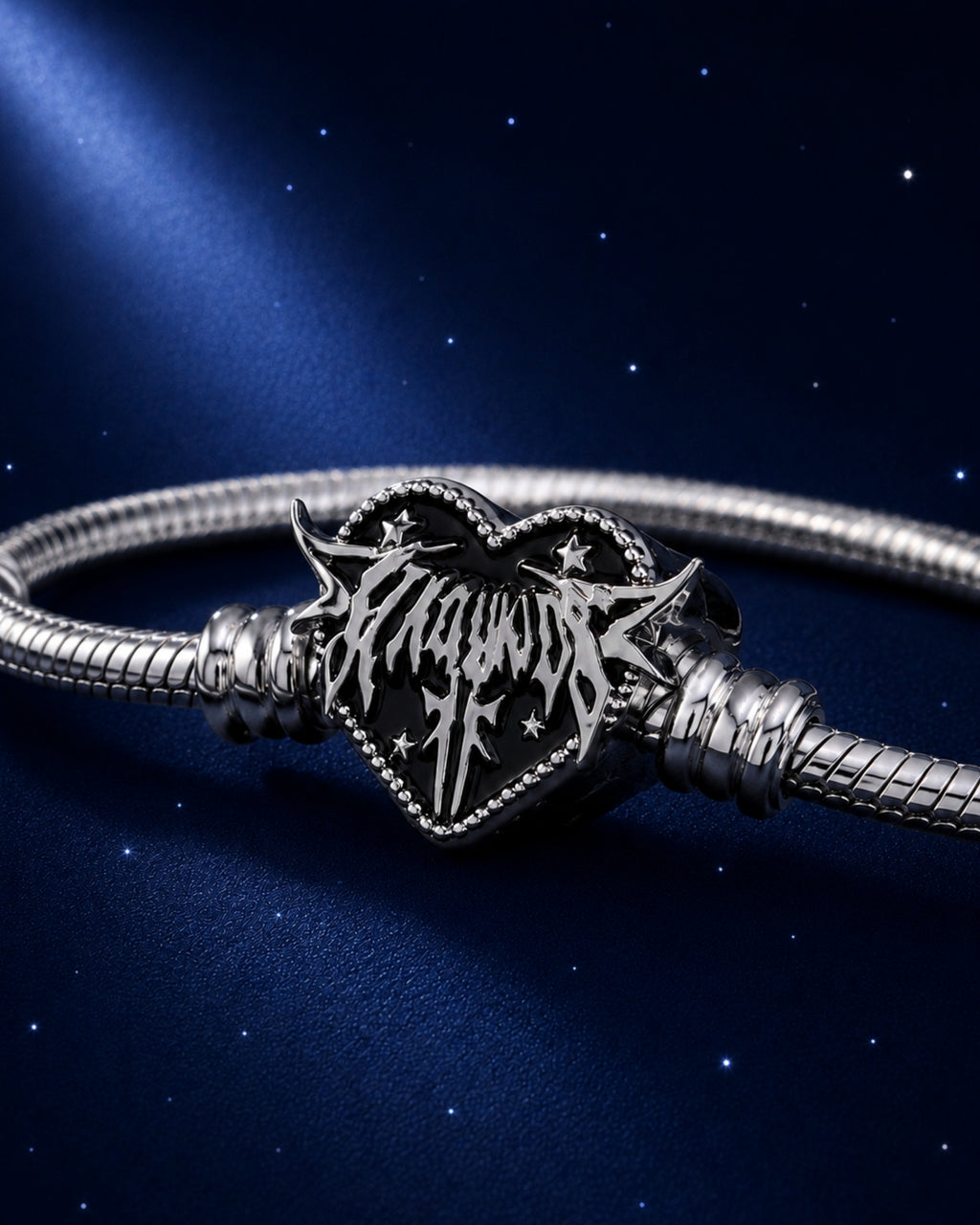 Stray Kids Dominate Heart Charm Bracelet